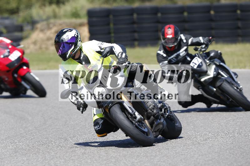 Archiv-2025/48 25.08.2025 Cornu Master School ADR/gruen-vert/0-1